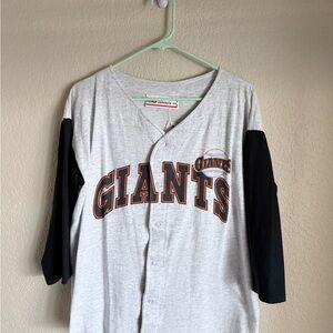 Giants Gray and Black Baseball Jersey